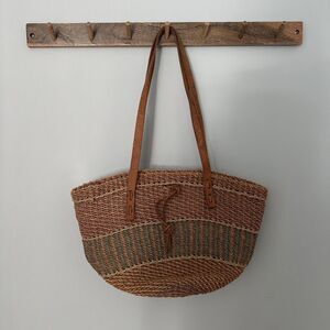 Vintage Handwoven Sisal African Market Bag Woven Straw Basket Tote